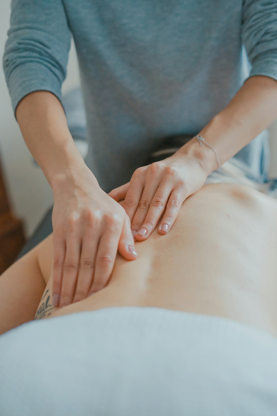 Khoảnh khắc chăm sóc cơ thể nhẹ nhàng
