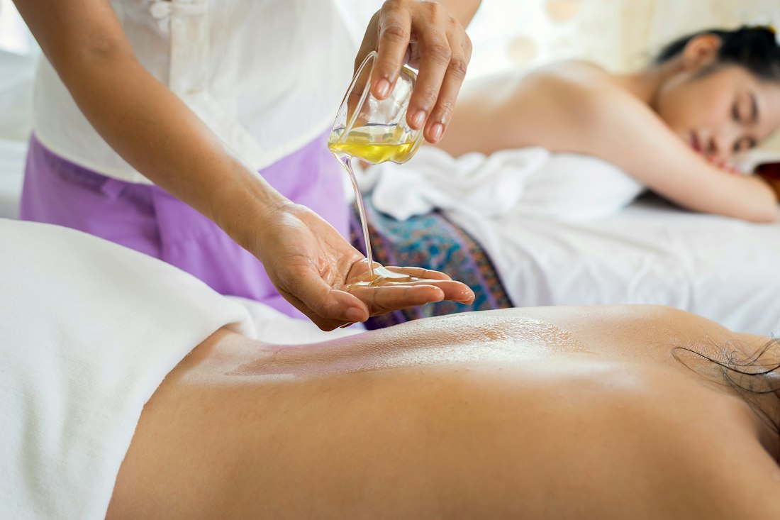 Khoảnh khắc chăm sóc cơ thể nhẹ nhàng